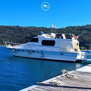 yachtannablu.hotelitalianriviera.com/